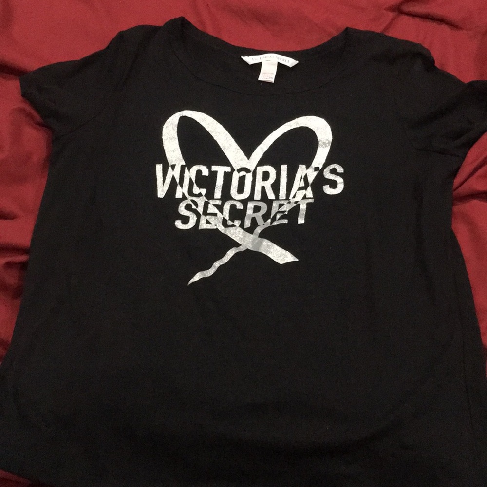 Victoria’s Secret Black Tee